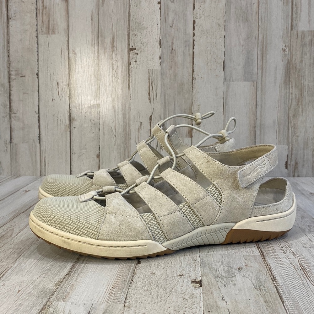 Dansko Riona Ivory Suede Sneakers Sandals Bungee Cord Slip On Size 40 9.5